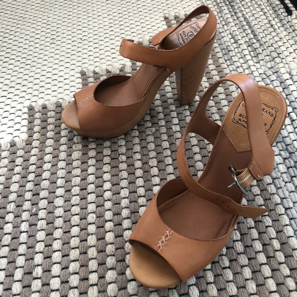 Luck Brand brown wedges size 9 1/2